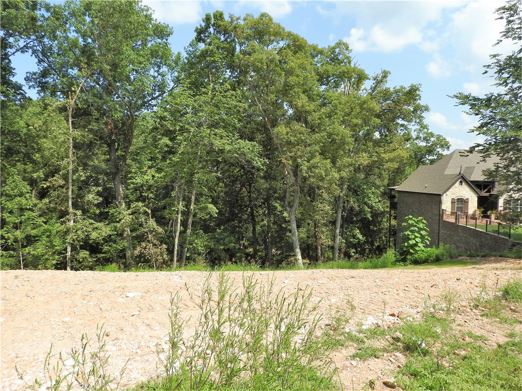 Great lot to build your dream home. Fantastic neighaborhood.