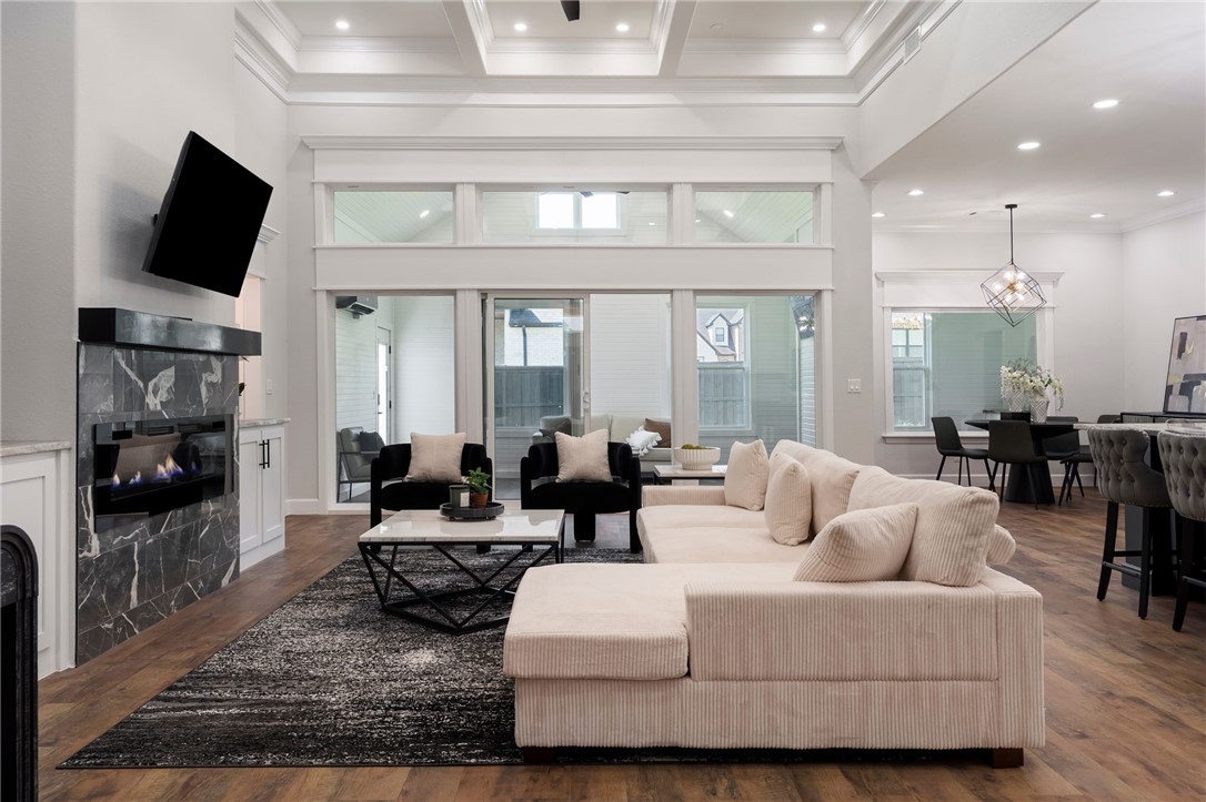 Providence Ph Iv - Residential