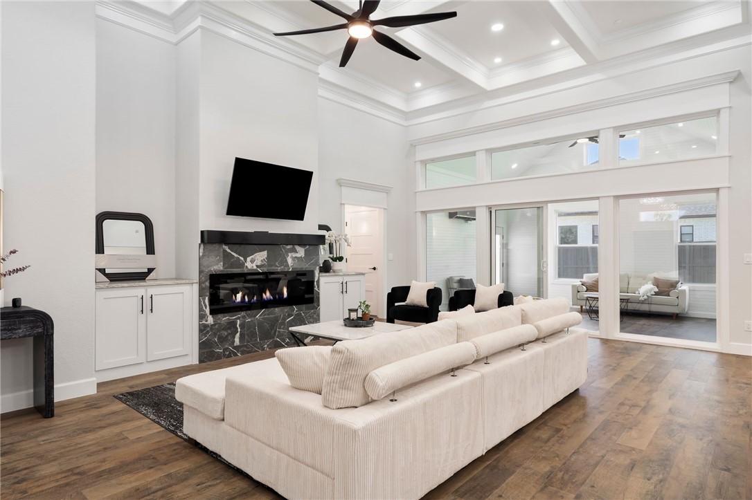 Providence Ph Iv - Residential