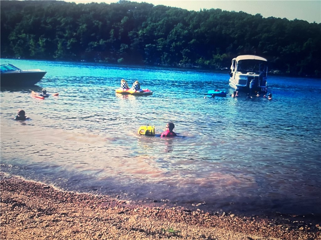 Unit 10 Holiday Island - Commercial Sale