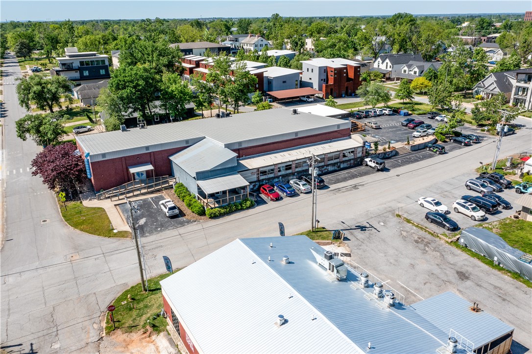 Photo 1 of 9 — 406 SE 5th Street, Bentonville, AR 72712
