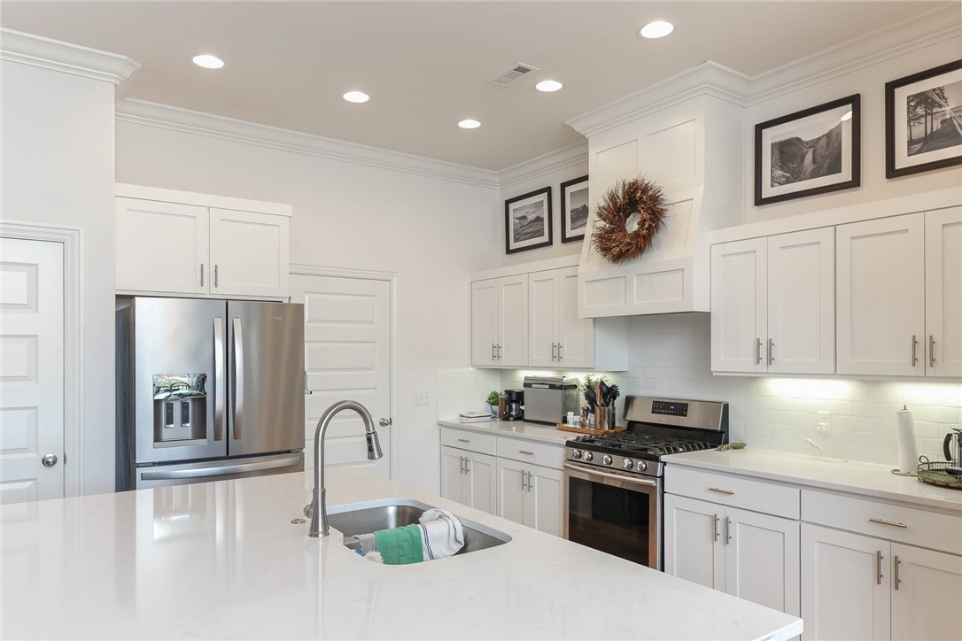 Woodridge Sub Ph I & II - Residential