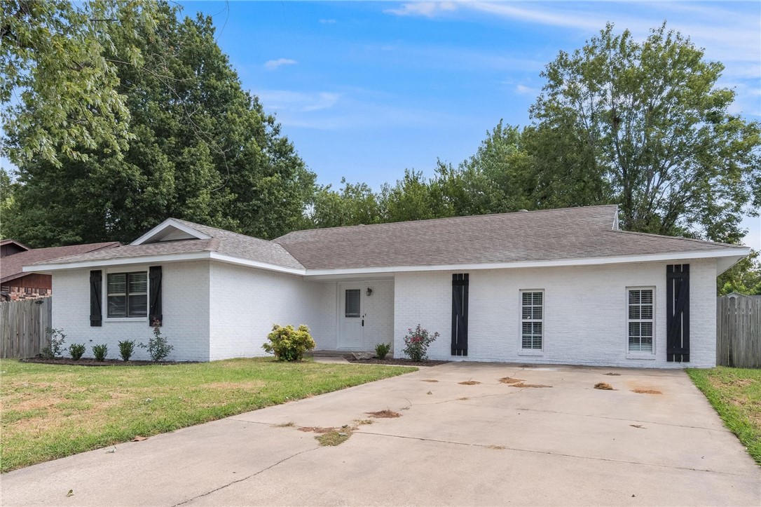 BROADMORE ACRES S/D - Residential