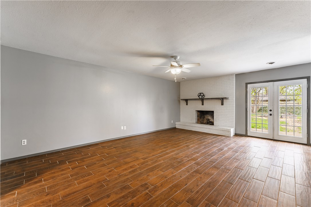 BROADMORE ACRES S/D - Residential