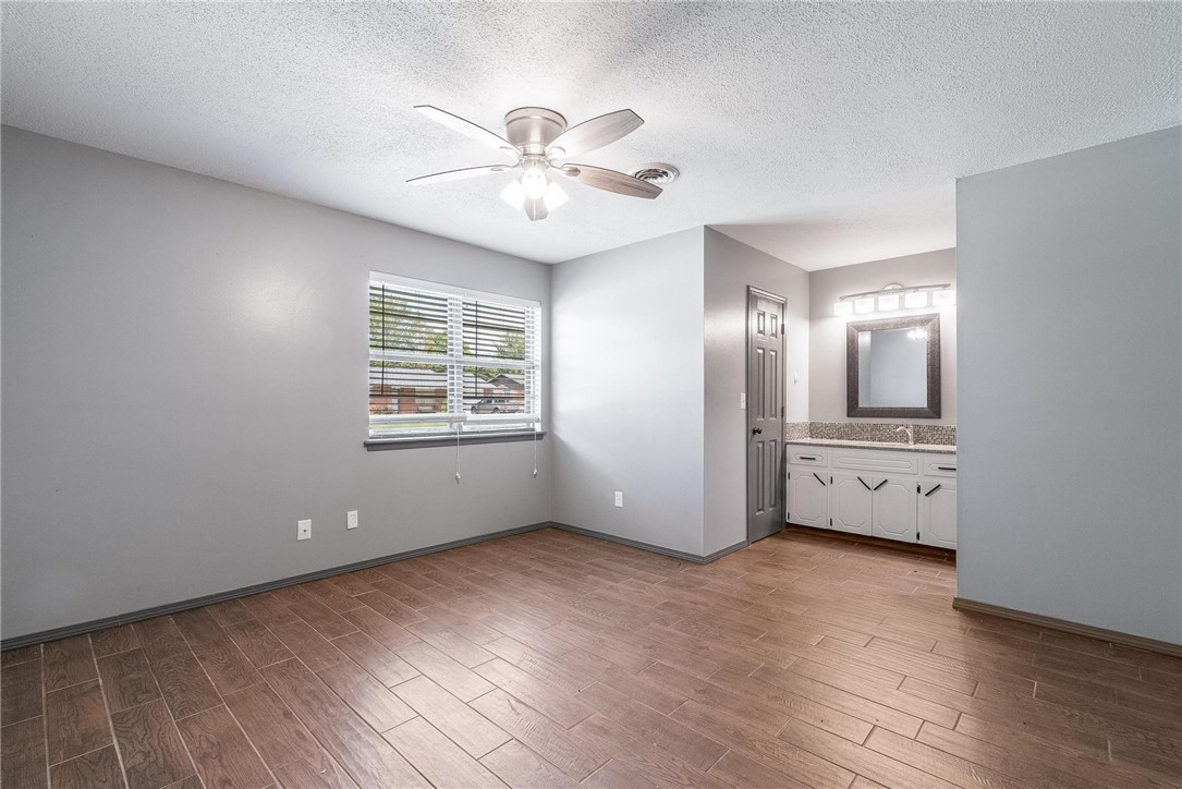 BROADMORE ACRES S/D - Residential