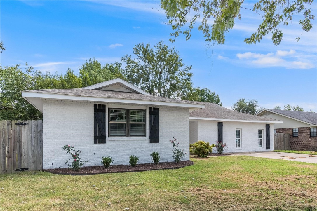 BROADMORE ACRES S/D - Residential