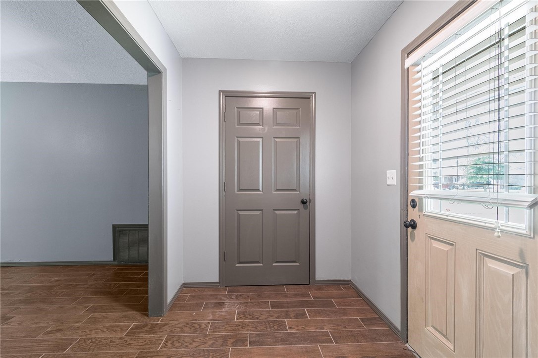 BROADMORE ACRES S/D - Residential