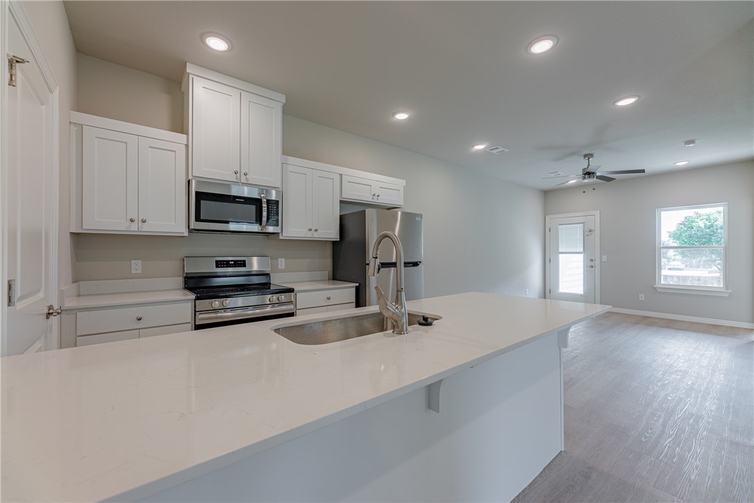 Poigai Estates Ph 1 Bentonville - Residential Lease