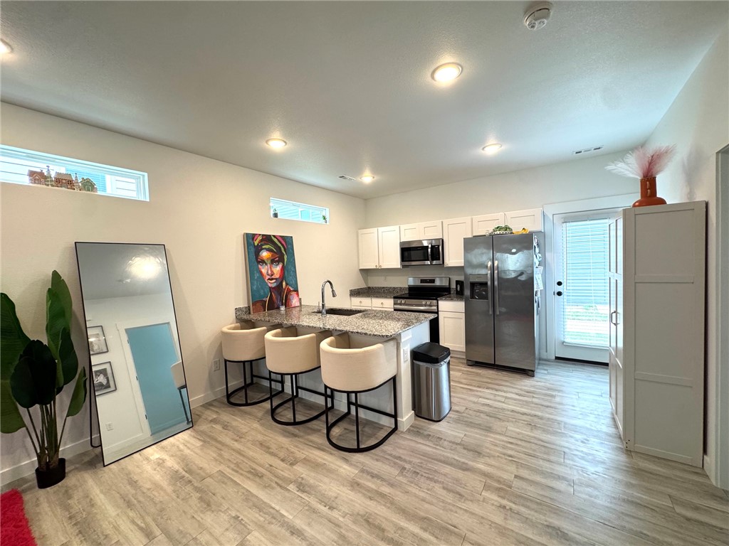 FEATHERSTON VILLAGE PH 2-CENTERTON - Residential Lease