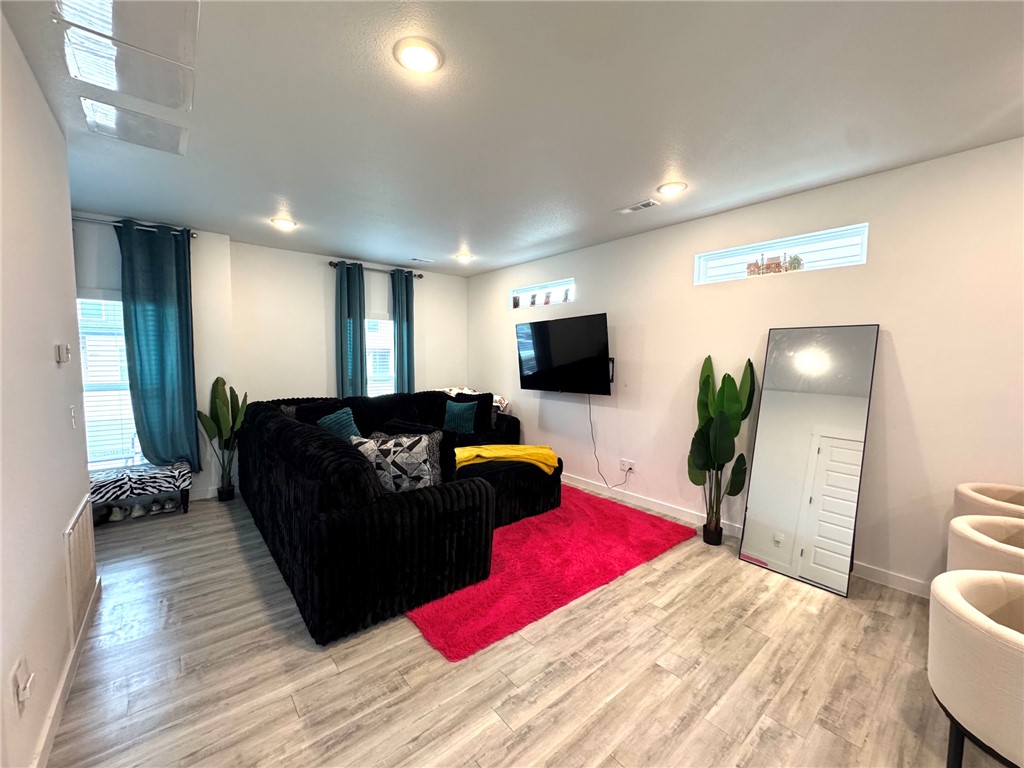 FEATHERSTON VILLAGE PH 2-CENTERTON - Residential Lease