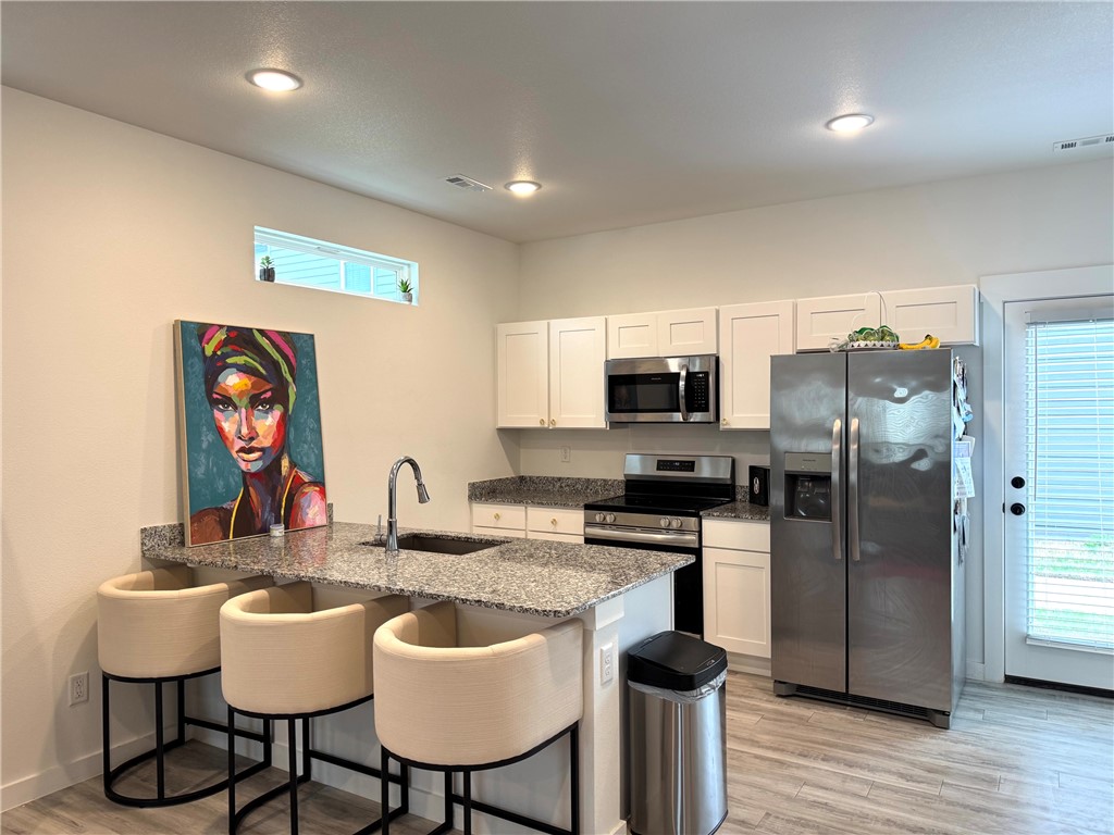 FEATHERSTON VILLAGE PH 2-CENTERTON - Residential Lease