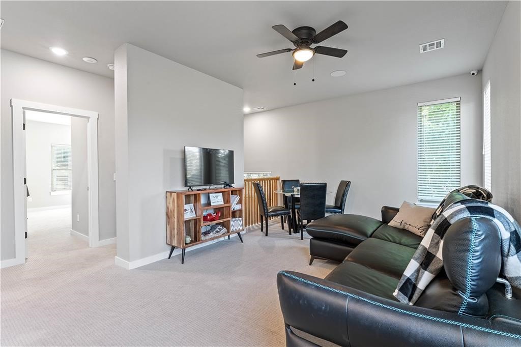 Townhomes On Gregg Hpr - Residential