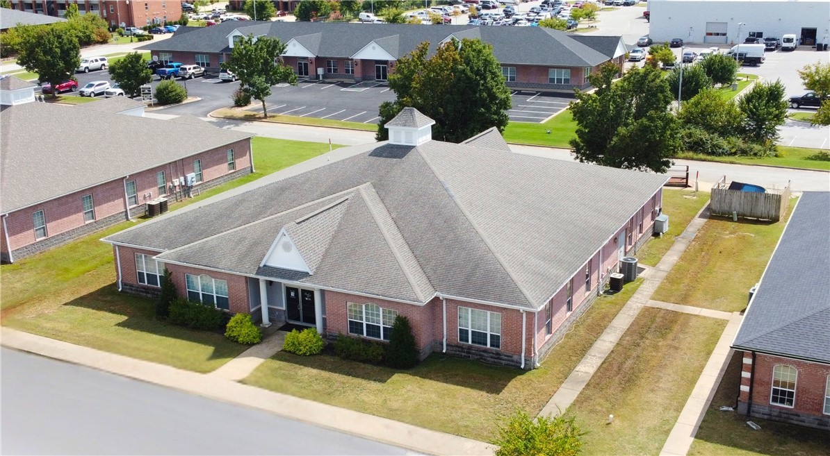 Werts 2nd Add Bentonville - Commercial Lease