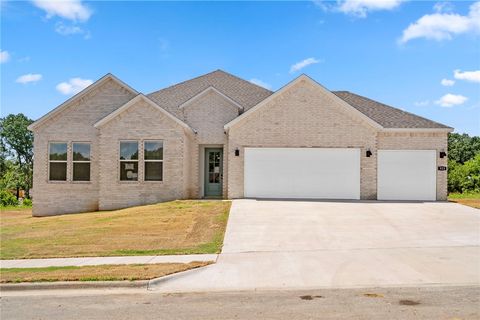 Photo of 515 Renley Street, Springdale, AR 72762 (MLS # 1339568)
