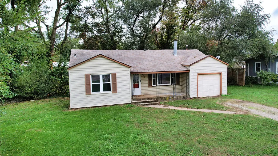 Pea Ridge, Arkansas 72751, United States, 2 Bedrooms Bedrooms, ,1 BathroomBathrooms,Residential,Active,236334