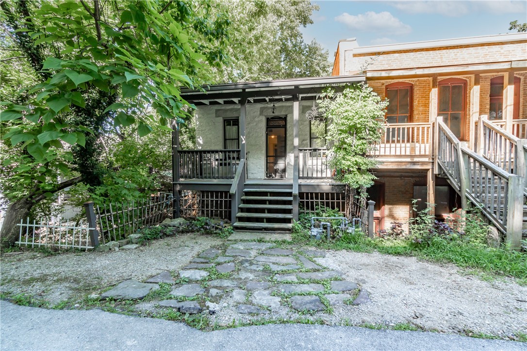 Riley & Armstrong - Residential