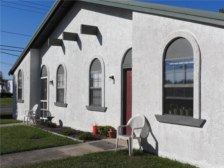 Across the  street from Park, near senior center,  walking distance to downtown. Property well kept & maintained. Rents are under valued compared to like one bed one bath units in Springdale & Fayetteville area. Along with Fortune 500 corporate presence,  ongoing downtown renovation is bringing retail shopping, fine dining, entertainment, and much more. This presents a wonderful investment opportunity in a great location.