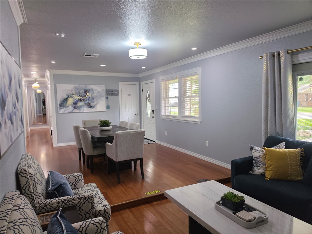 Debbies Sub Bentonville - Residential