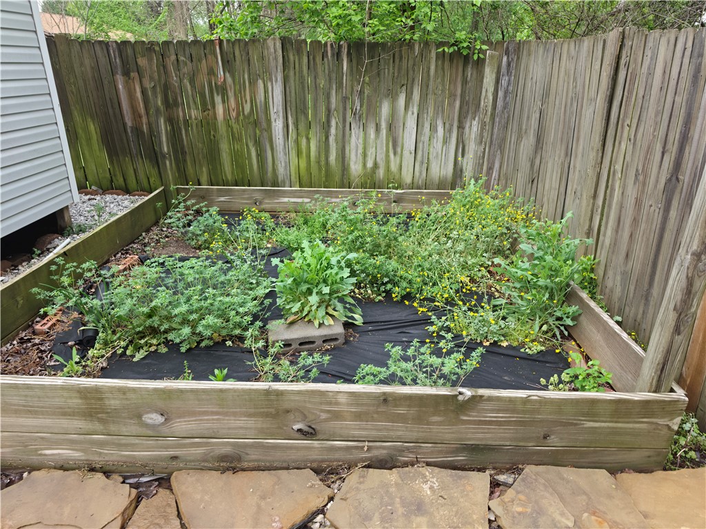 Debbies Sub Bentonville - Residential