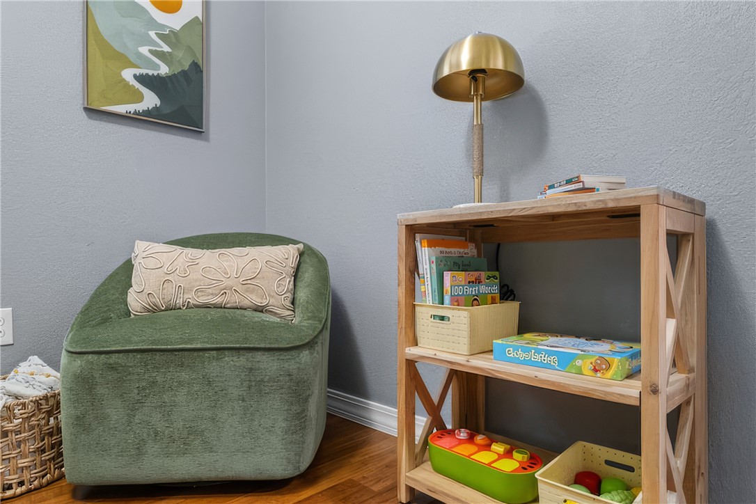 Debbies Sub Bentonville - Residential