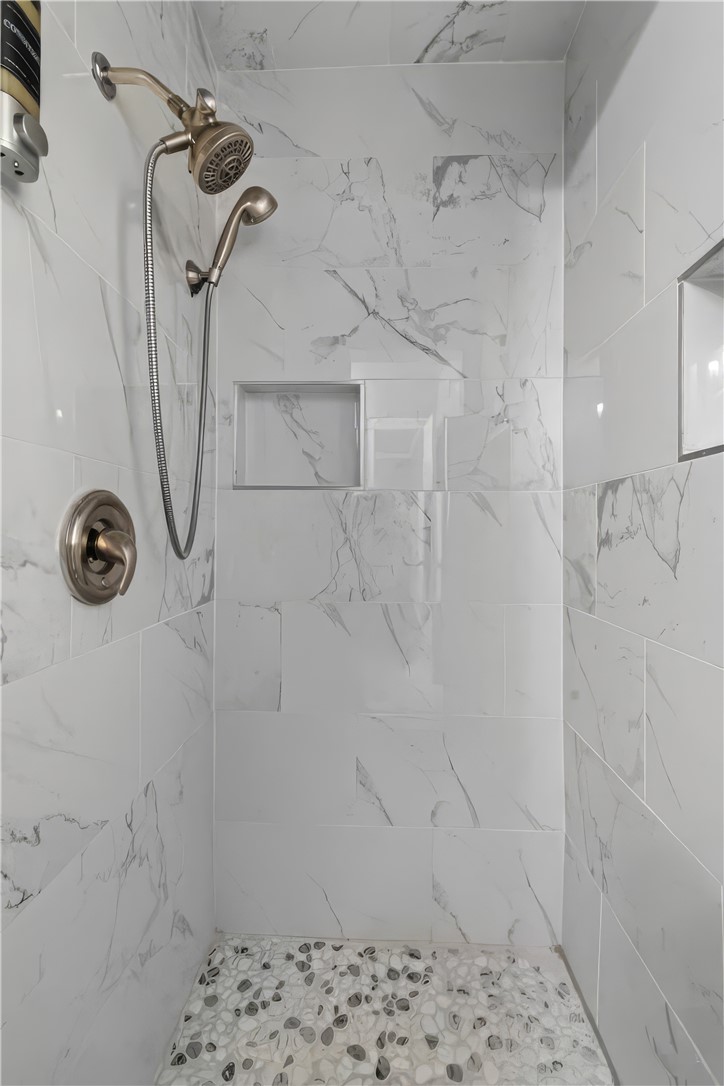 Debbies Sub Bentonville - Residential