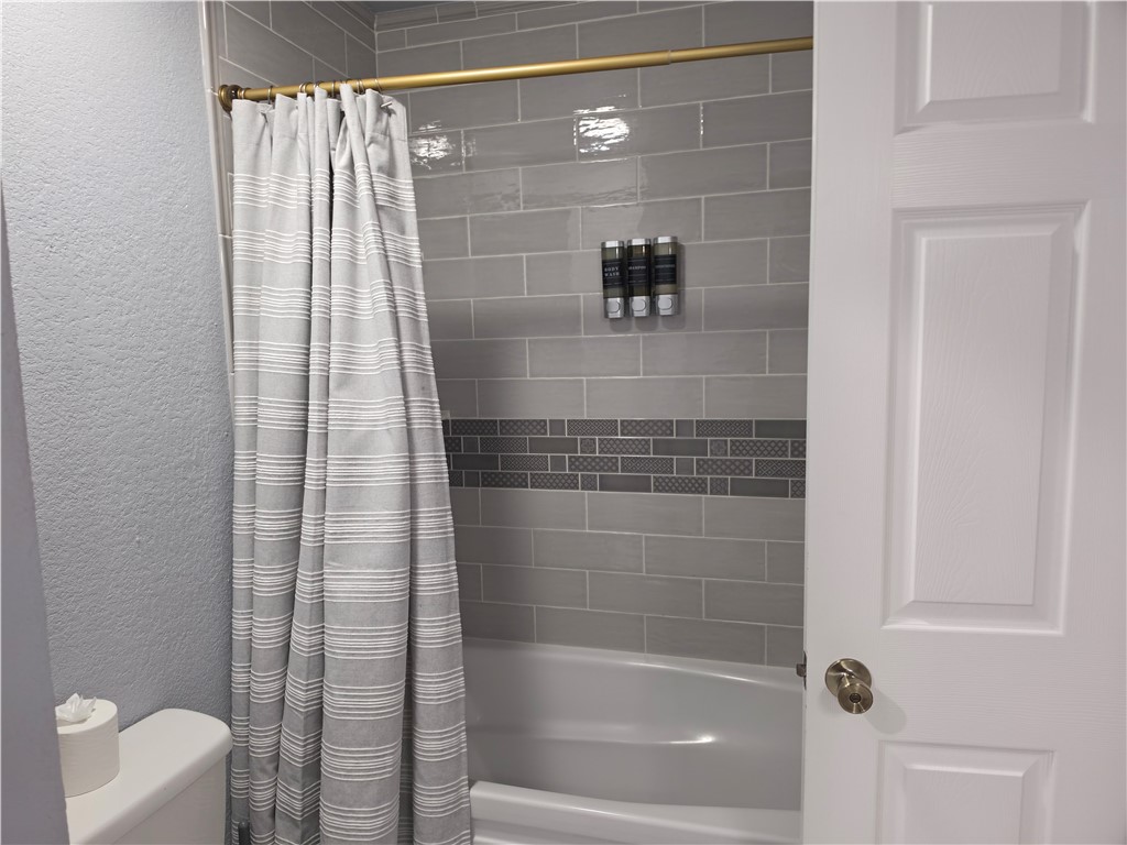 Debbies Sub Bentonville - Residential