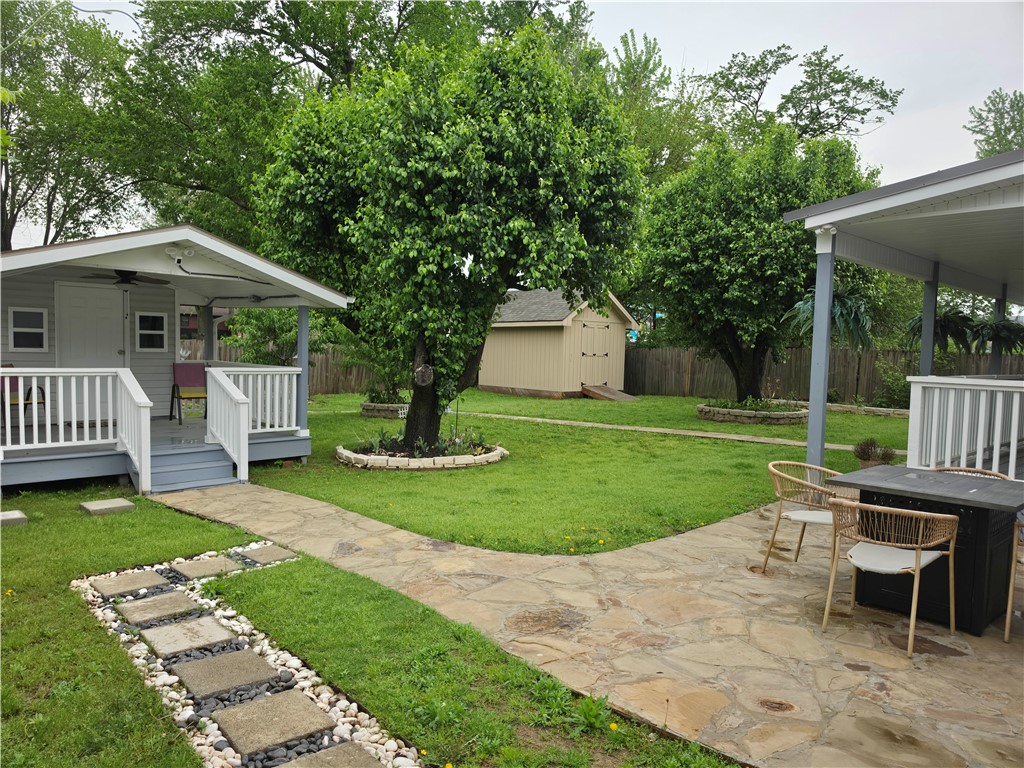 Debbies Sub Bentonville - Residential