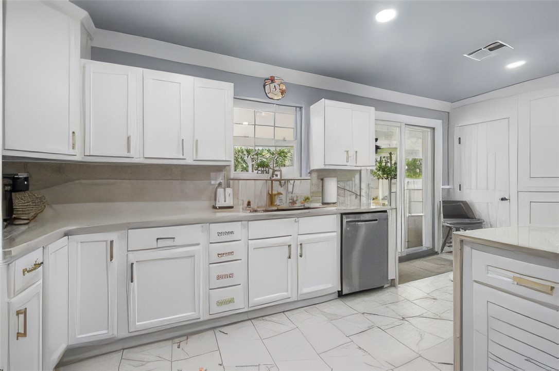 Debbies Sub Bentonville - Residential