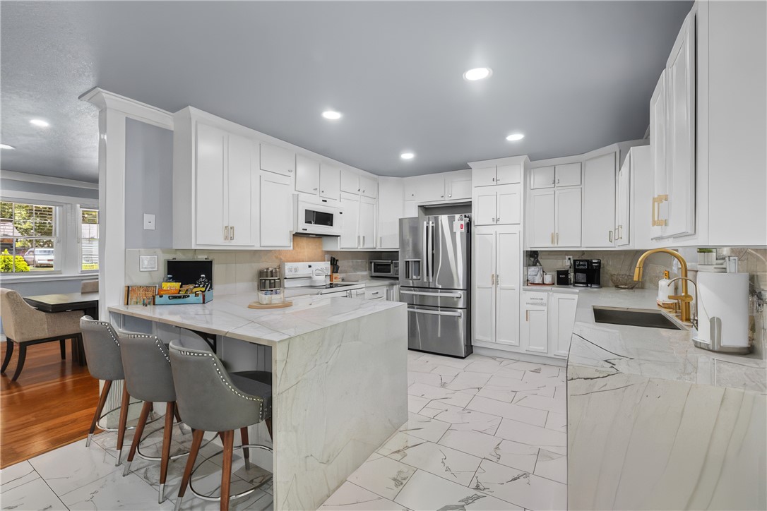 Debbies Sub Bentonville - Residential