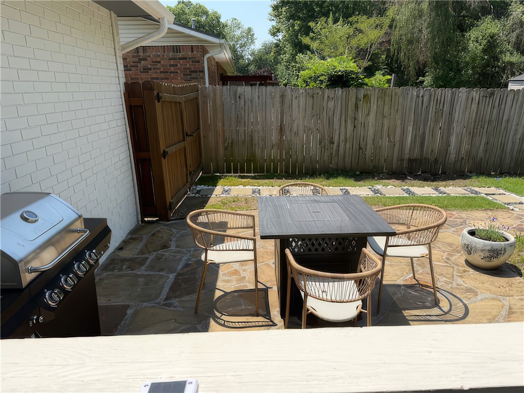 Debbies Sub Bentonville - Residential