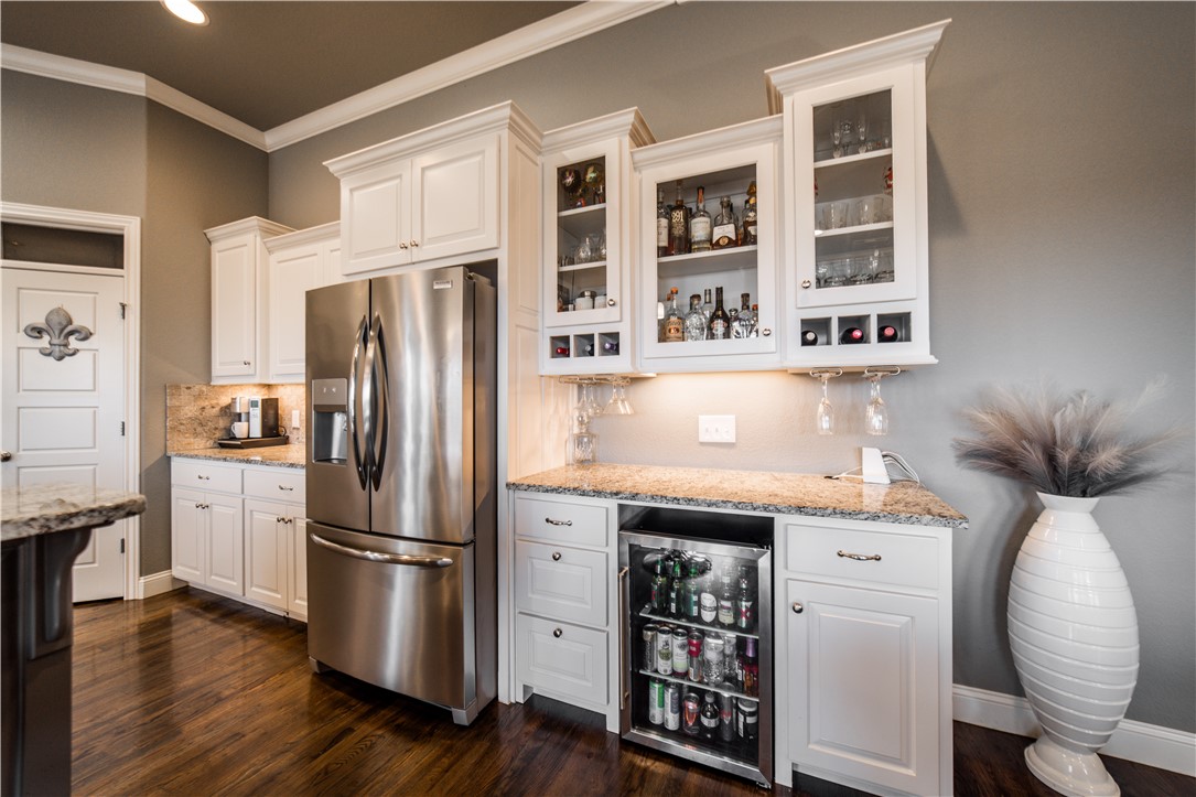 Iveys Ph Ii, The Rogers - Residential