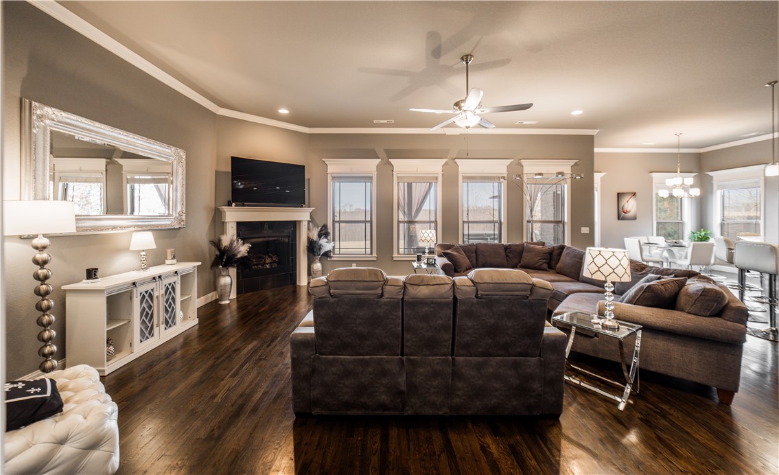 Iveys Ph Ii, The Rogers - Residential