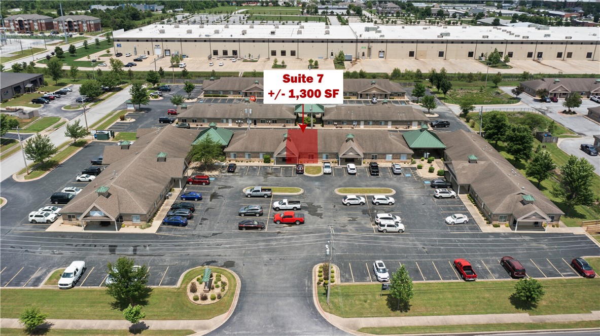 Turn key office space - all utilities on when tenant moves in, landlord pays directly. All a tenant has to do is bring their belongings and turn on their internet and phone. +/- 1,300 SF space with a large reception or open workspace area, 4 private offices (one large enough to be a conference room if needed), a private restroom, and a kitchenette. This suite also faces 28th St. (13,000 VPD) for added visibility. Electric, gas, water, landscaping, dumpsters, and parking lots are all paid for and cared by the landlord and property management. This office park is in very nice condition and well-kept. There is ample parking on-site and ample opportunity for tenants to have signage both on marquees and on the buildings and doors into the suites. This office park is in the heart of Bentonville just 5 minutes from Downtown Bentonville or the new Walmart Home Office. 15 minutes to the XNA airport. There is an $80/1,000 SF monthly charge for utilities.