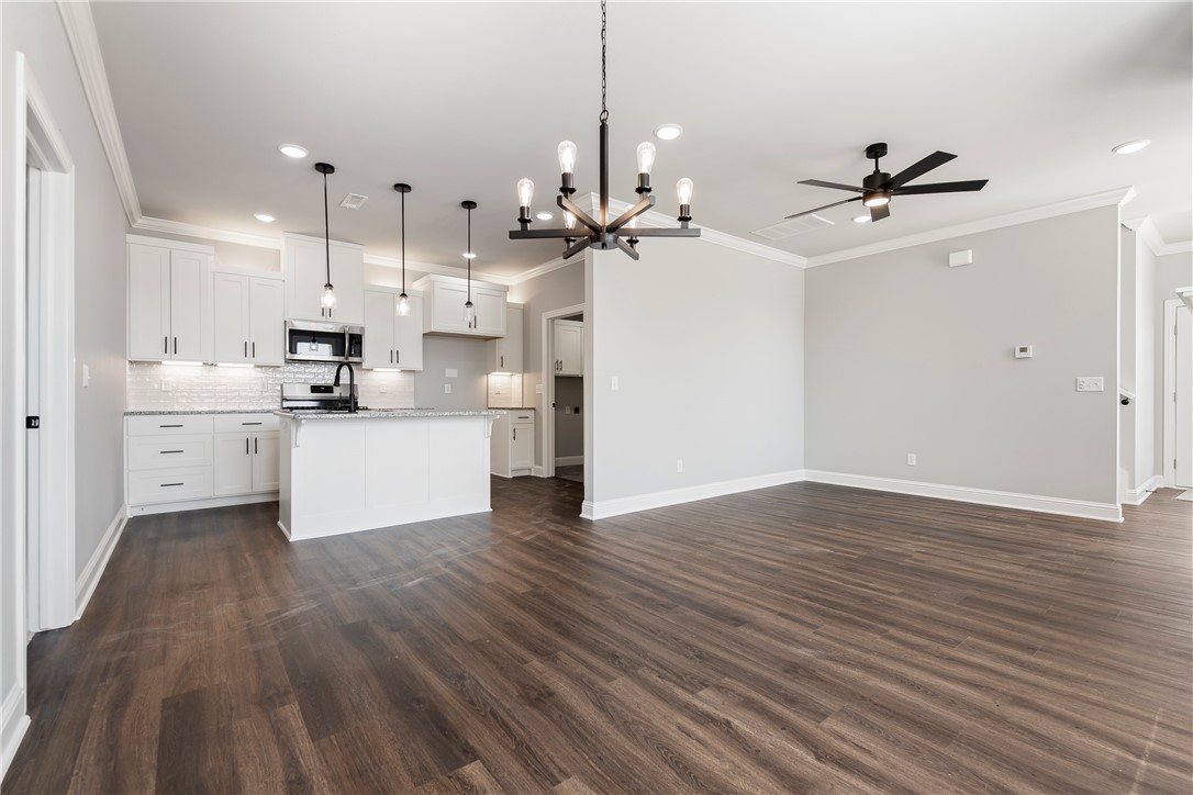 GLEN ARBOR SUB-BENTONVILLE - Residential Lease