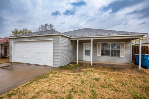 Photo of 2513 4th Street, Bentonville, AR 72712 (MLS # 1356350)