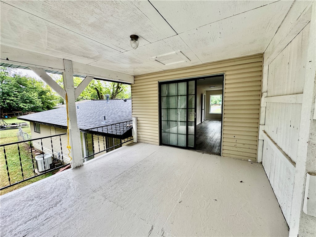 HOWARDS SECOND ADD - Residential