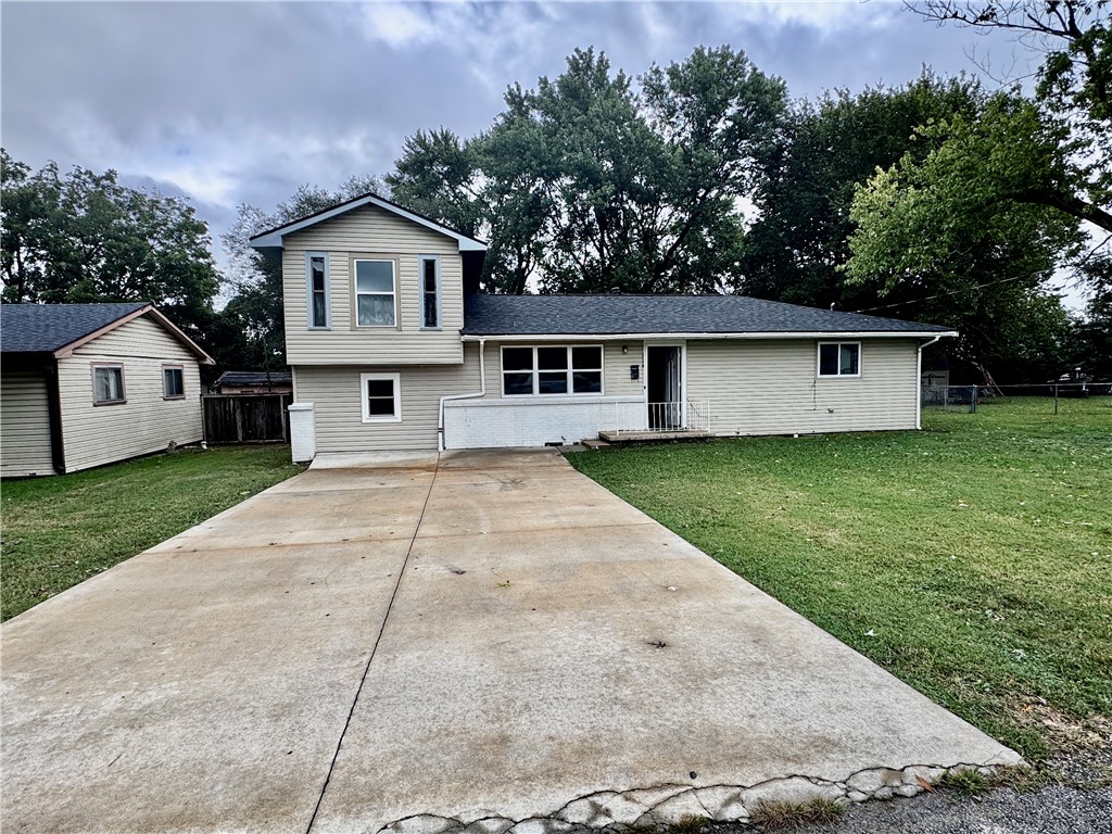 HOWARDS SECOND ADD - Residential