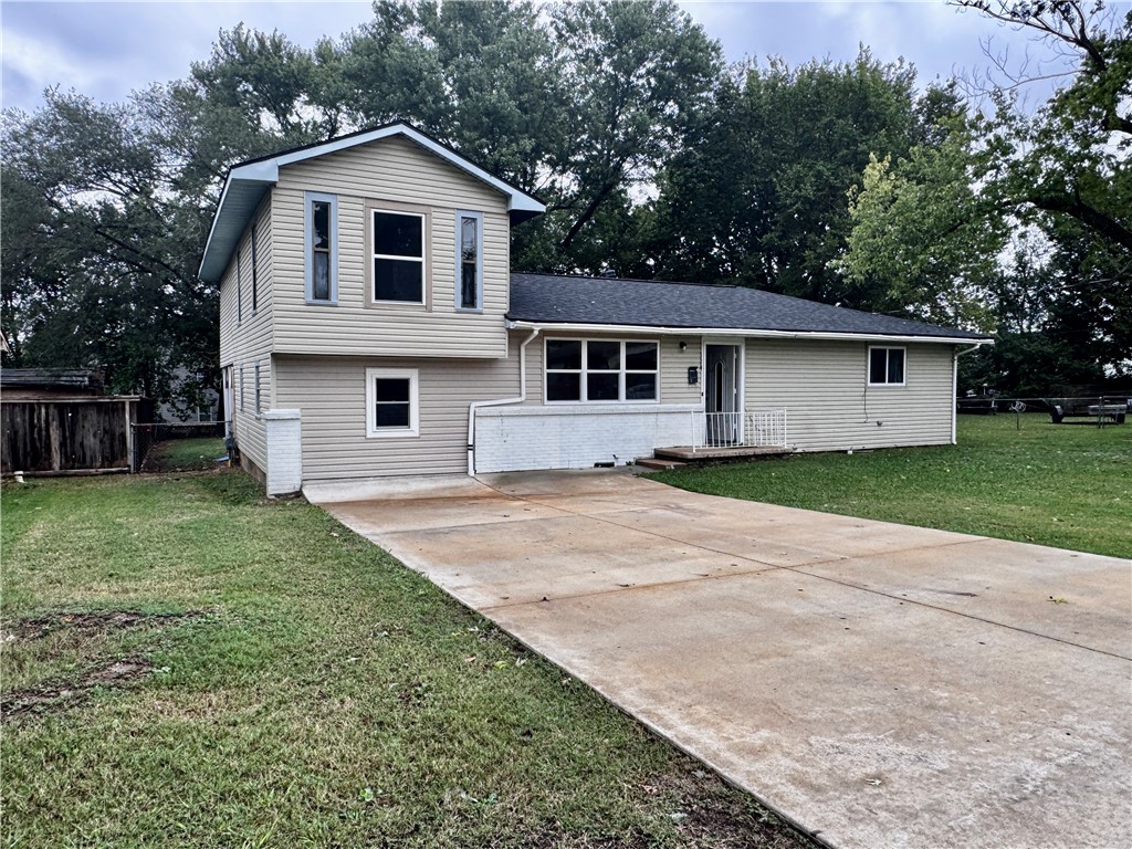 HOWARDS SECOND ADD - Residential