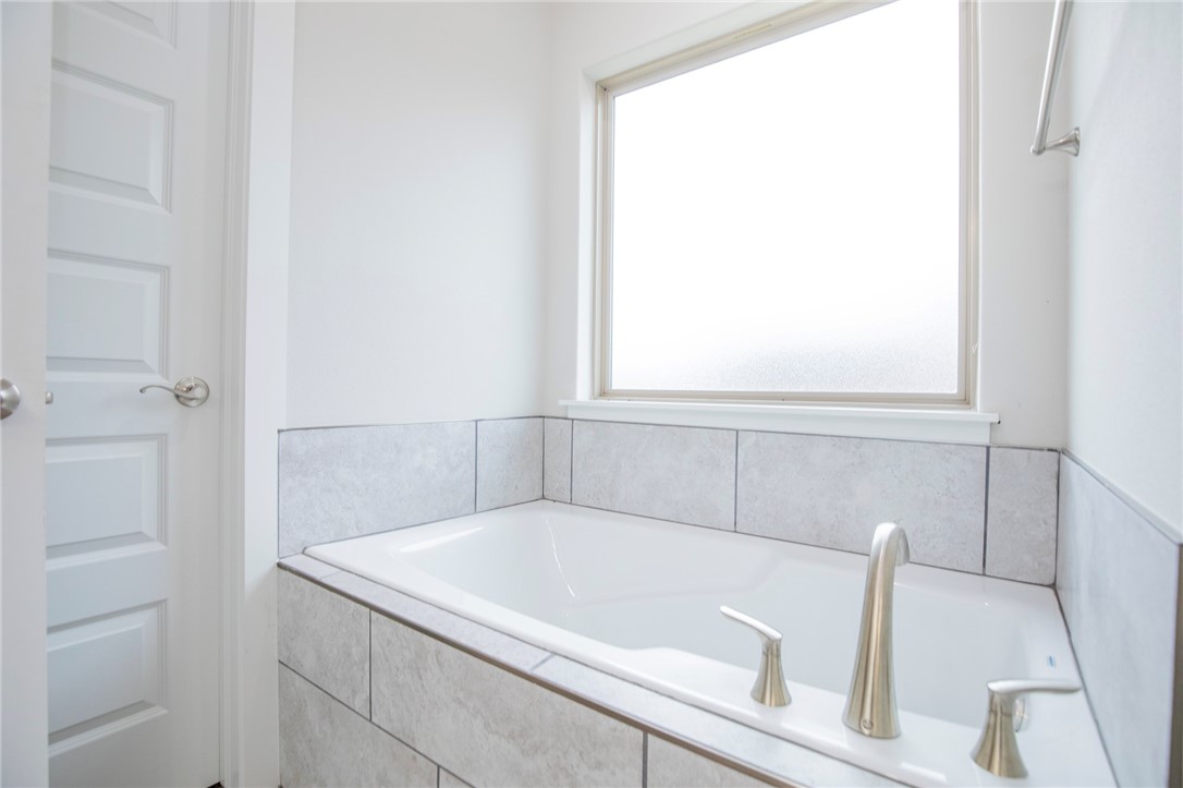 Rustic Ridge Sub Gentry - Residential