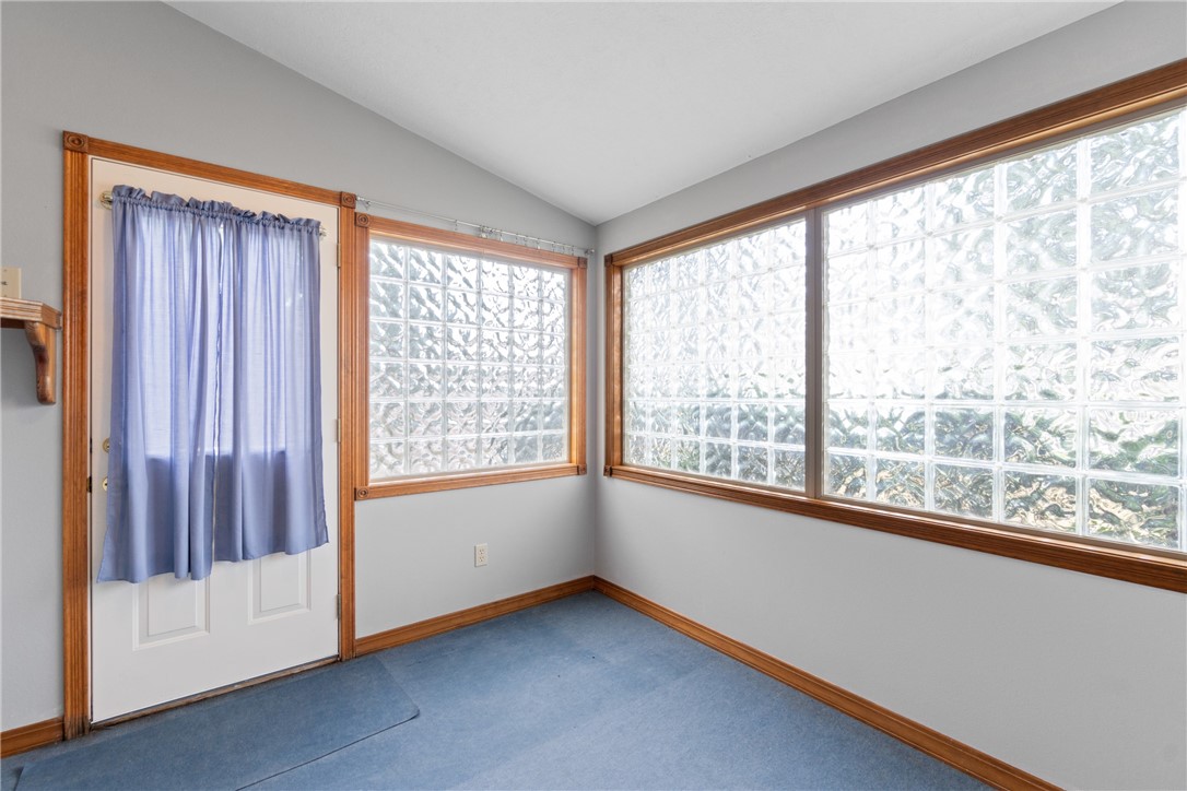 Unit 8 Holiday Island - Residential