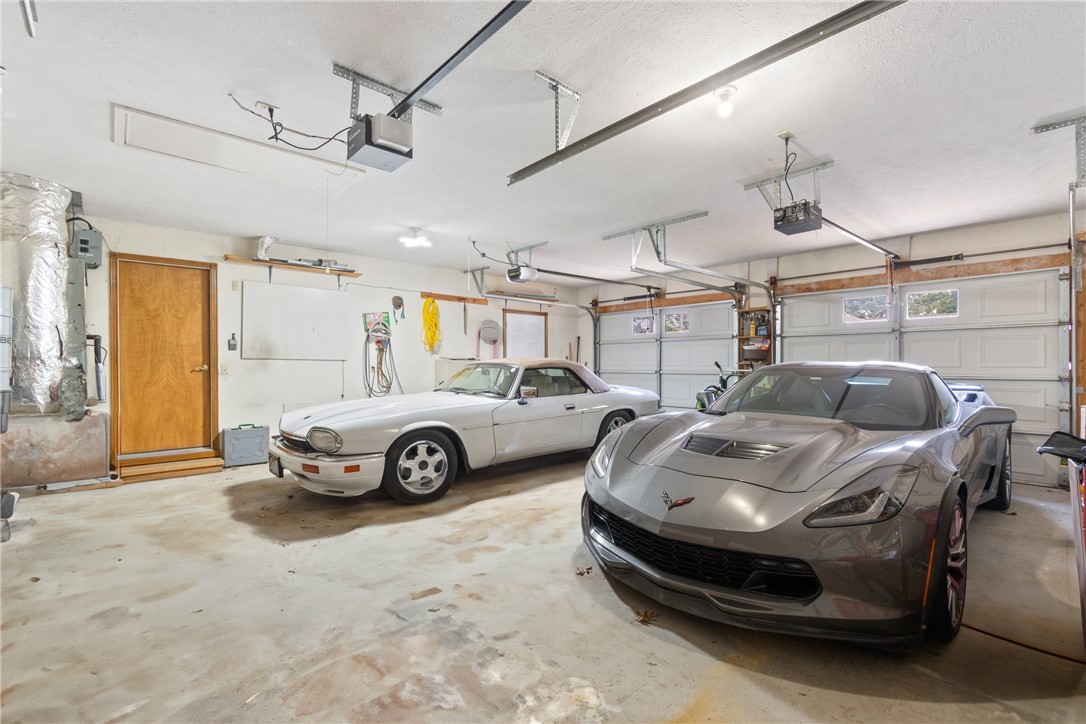 Unit 8 Holiday Island - Residential