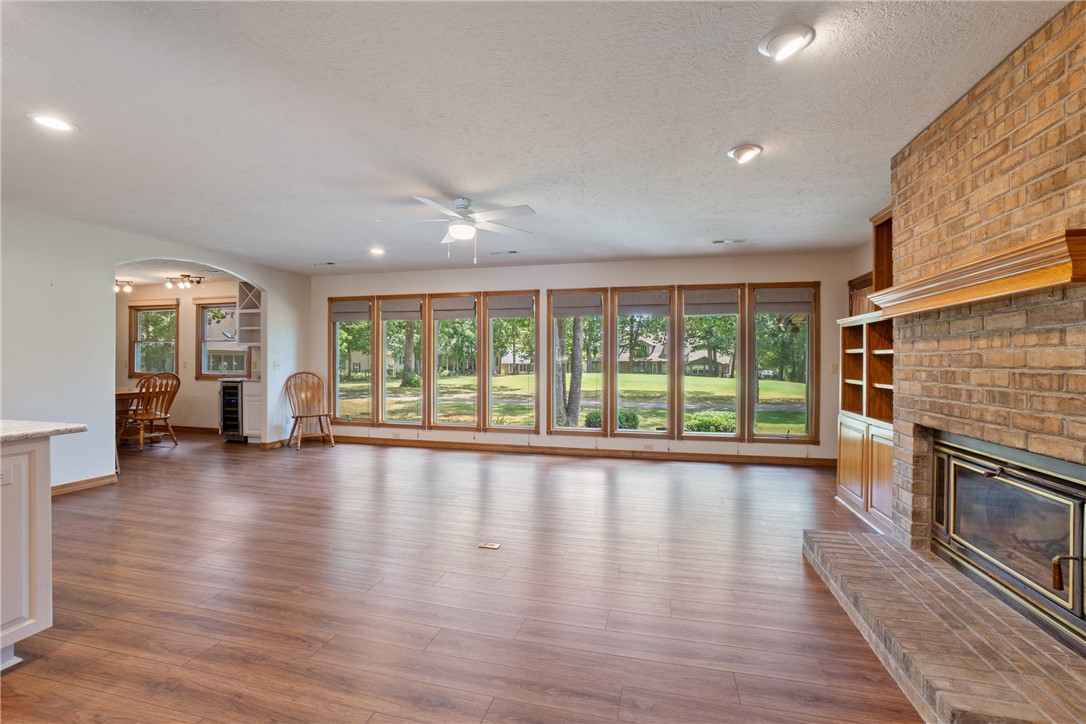 Unit 8 Holiday Island - Residential