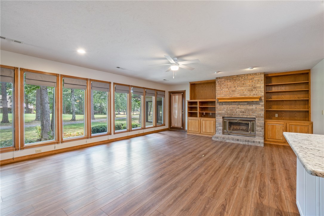 Unit 8 Holiday Island - Residential