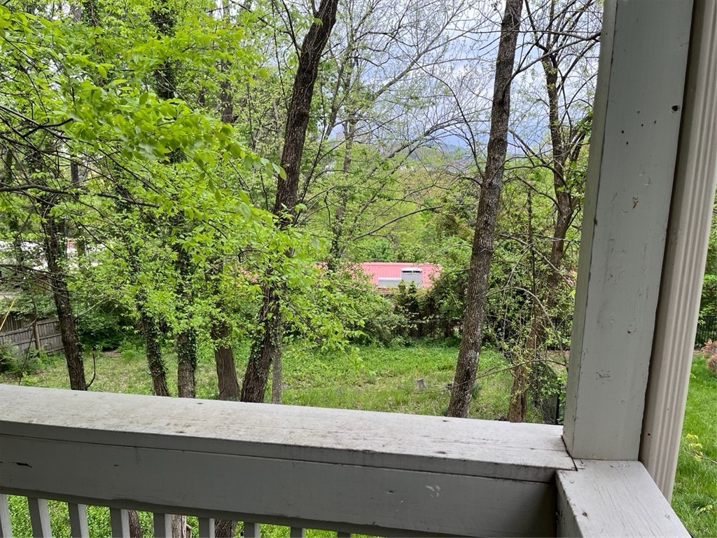 Aces Acres Sub - Residential Lease