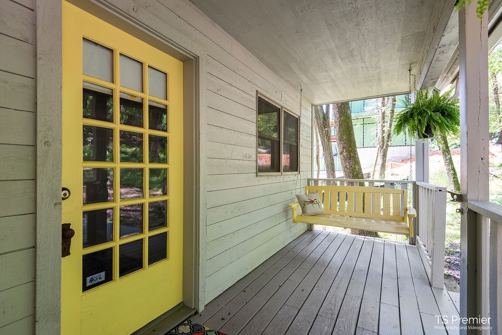 Aces Acres Sub - Residential Lease