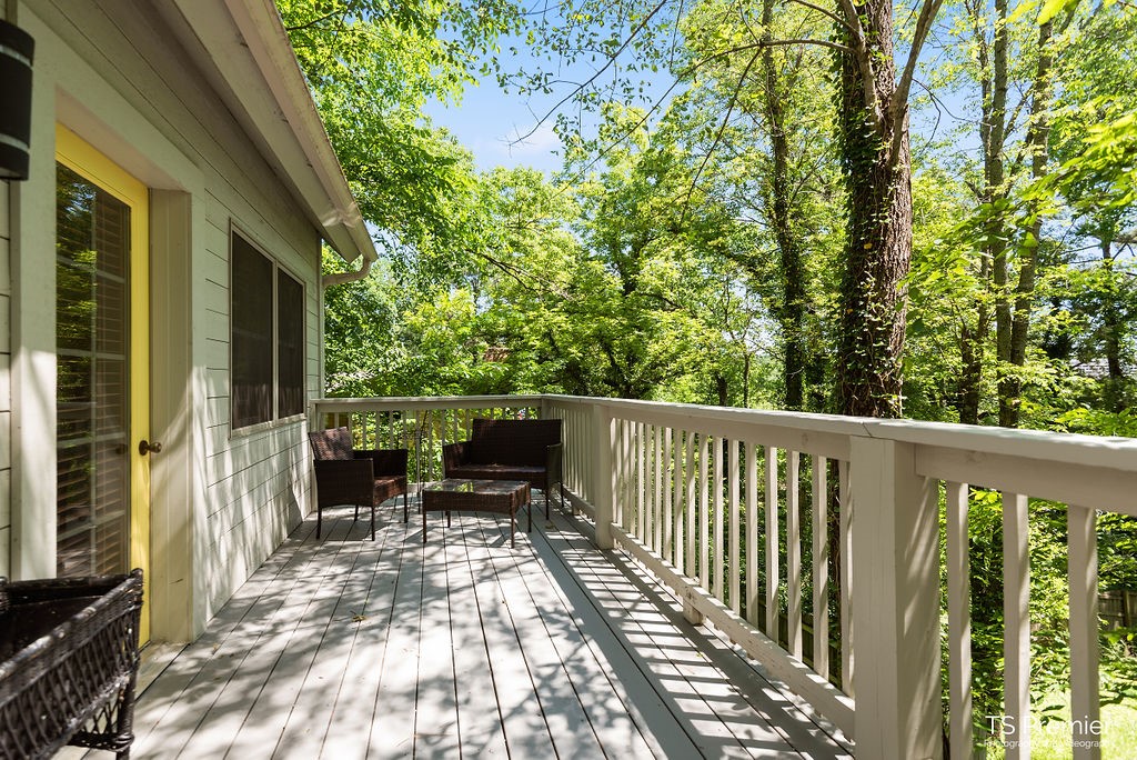 Aces Acres Sub - Residential Lease