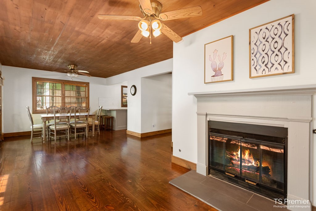 Aces Acres Sub - Residential Lease