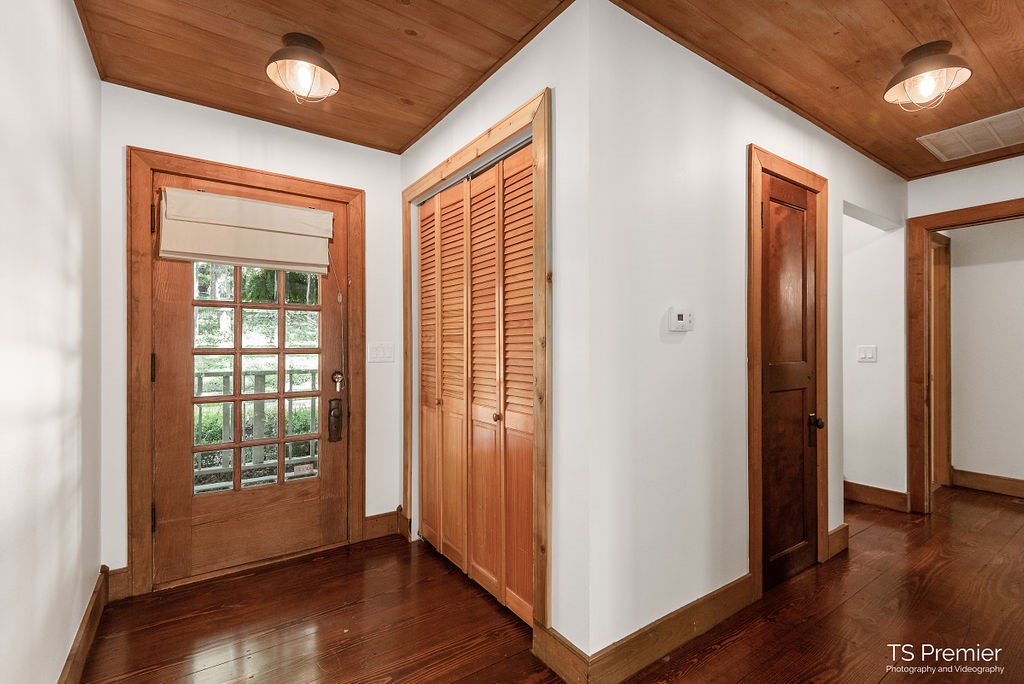 Aces Acres Sub - Residential Lease