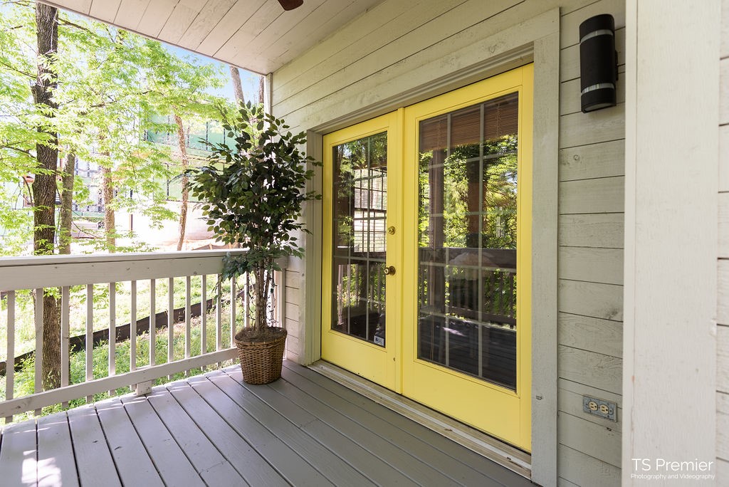 Aces Acres Sub - Residential Lease