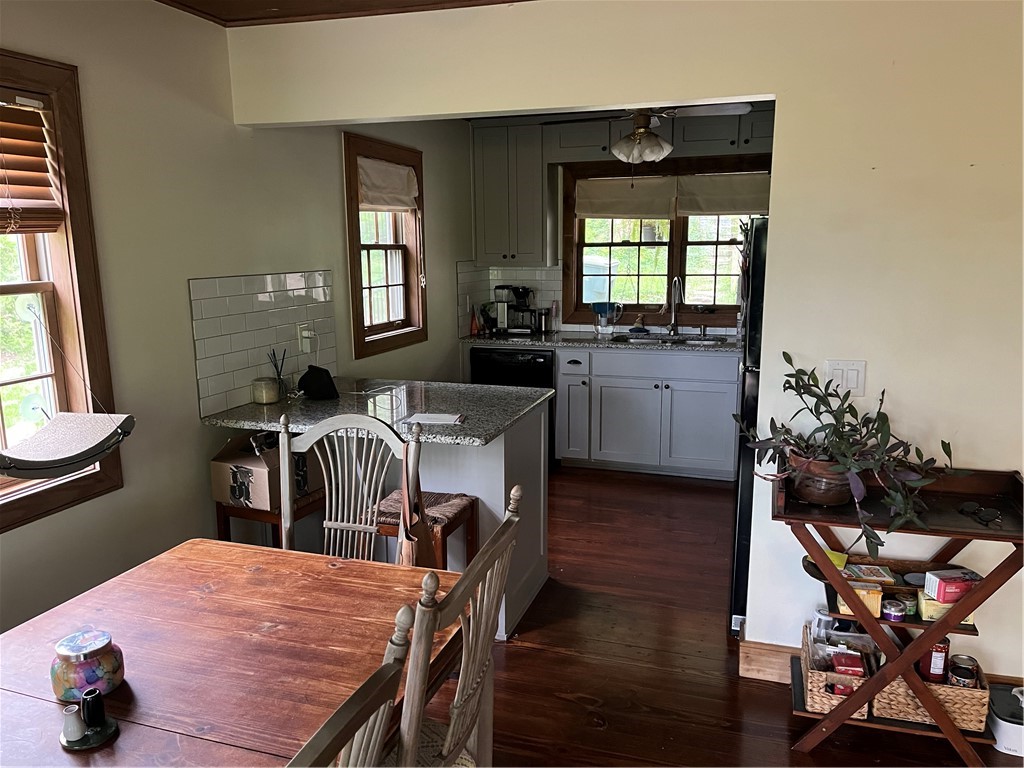 Aces Acres Sub - Residential Lease